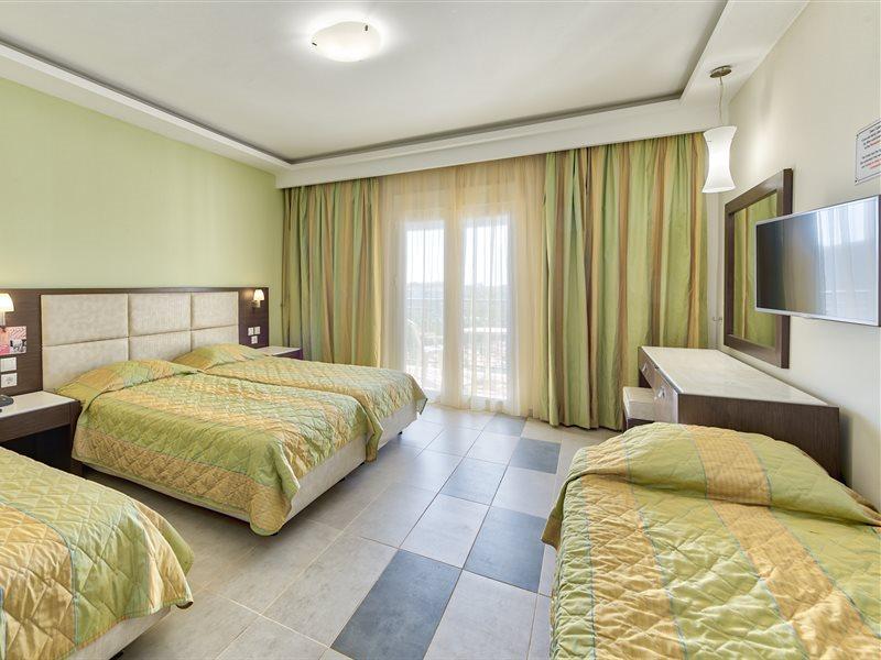 Majestic Hotel & Spa Laganas Exterior photo